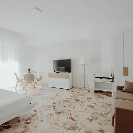 My50 By Monholiday *