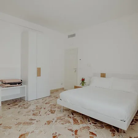 My50 By Monholiday *