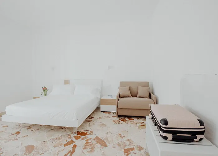 My50 By Monholiday *